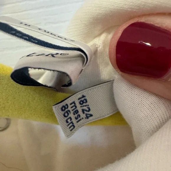 Moncler White and Yellow Garment - Picture 3 of 5